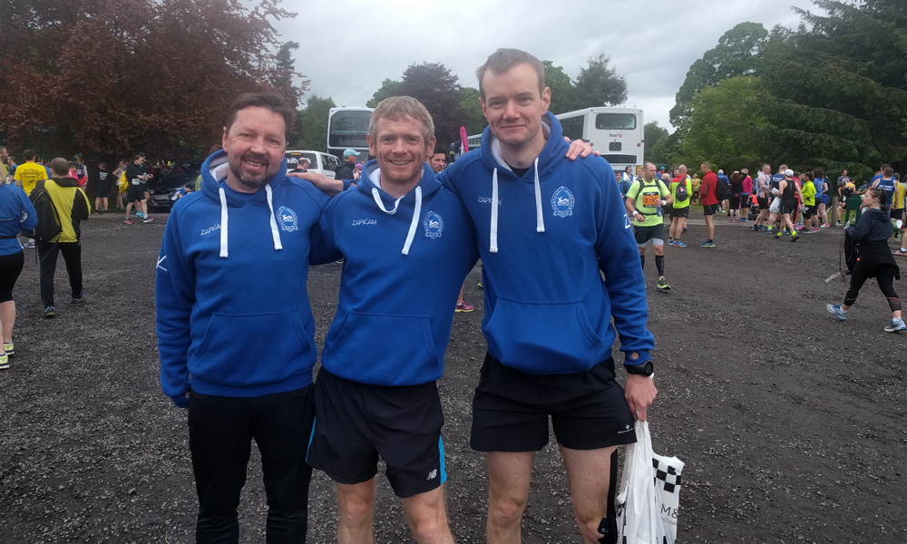 Maryhill Harriers at start of Sirling Marathon